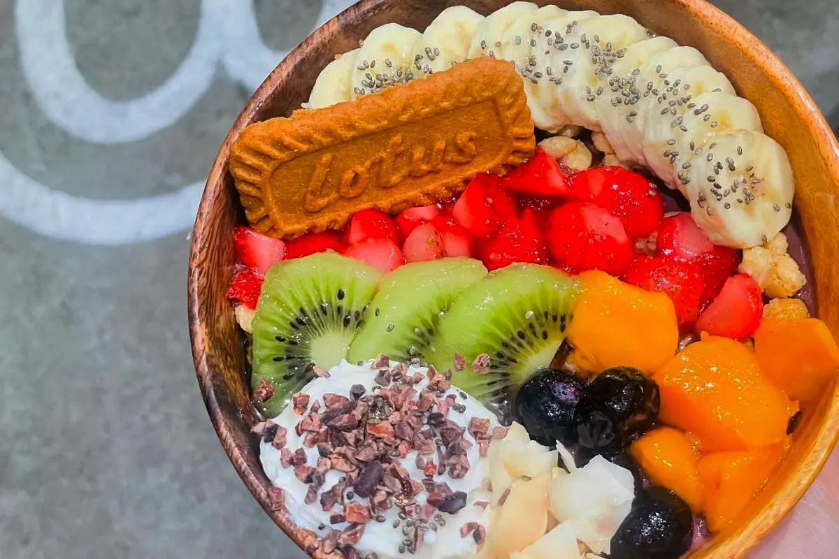 gourmet_osaka_acaibowl_eye_2.jpg